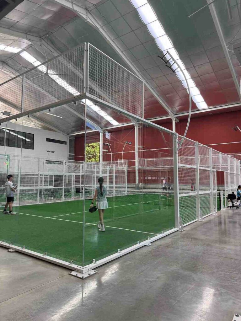 ukuran lapangan padel